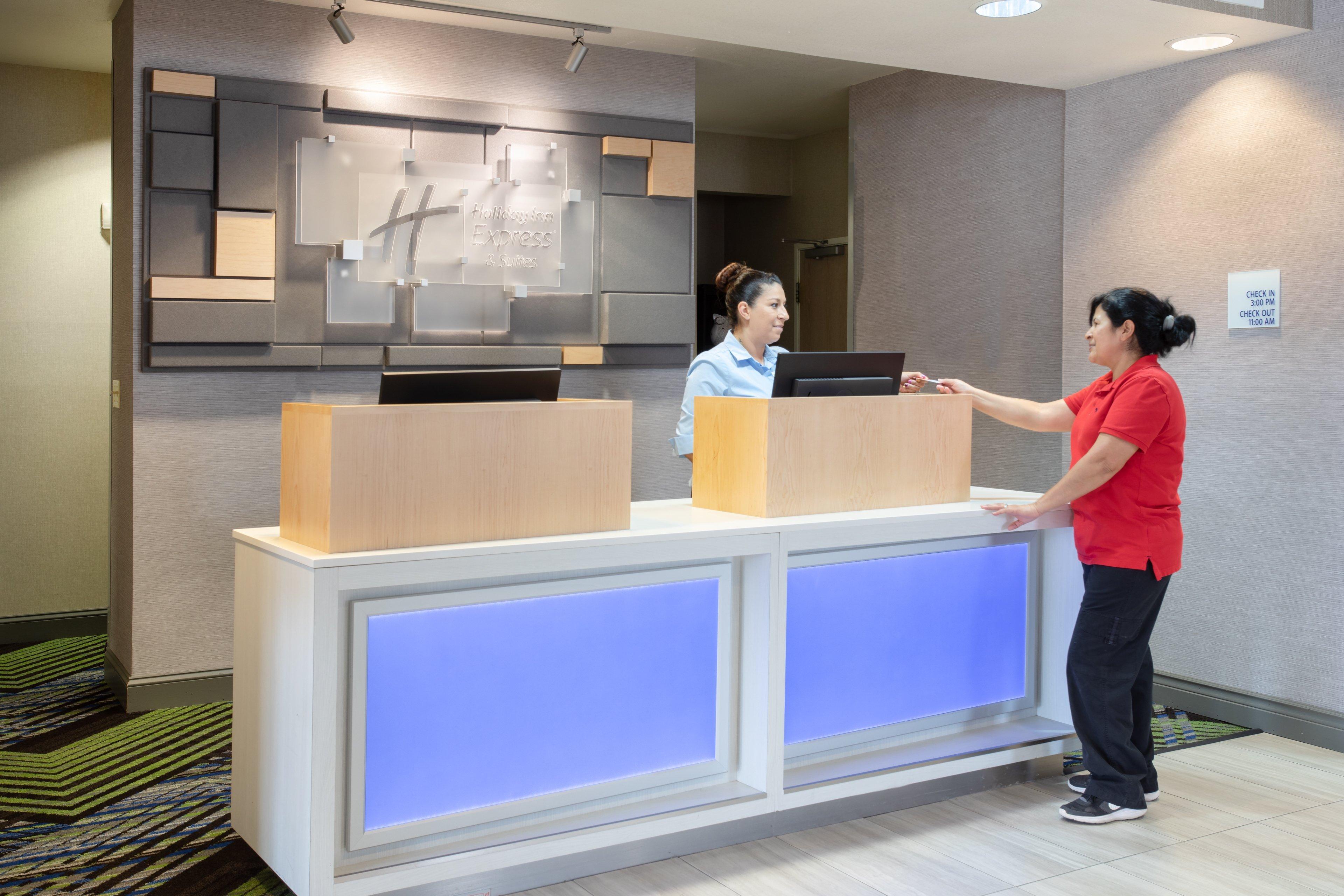 Holiday Inn Express And Suites - Tucumcari, An Ihg Hotel Buitenkant foto