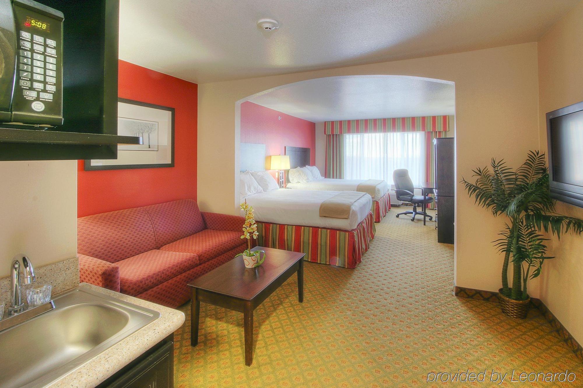 Holiday Inn Express And Suites - Tucumcari, An Ihg Hotel Kamer foto